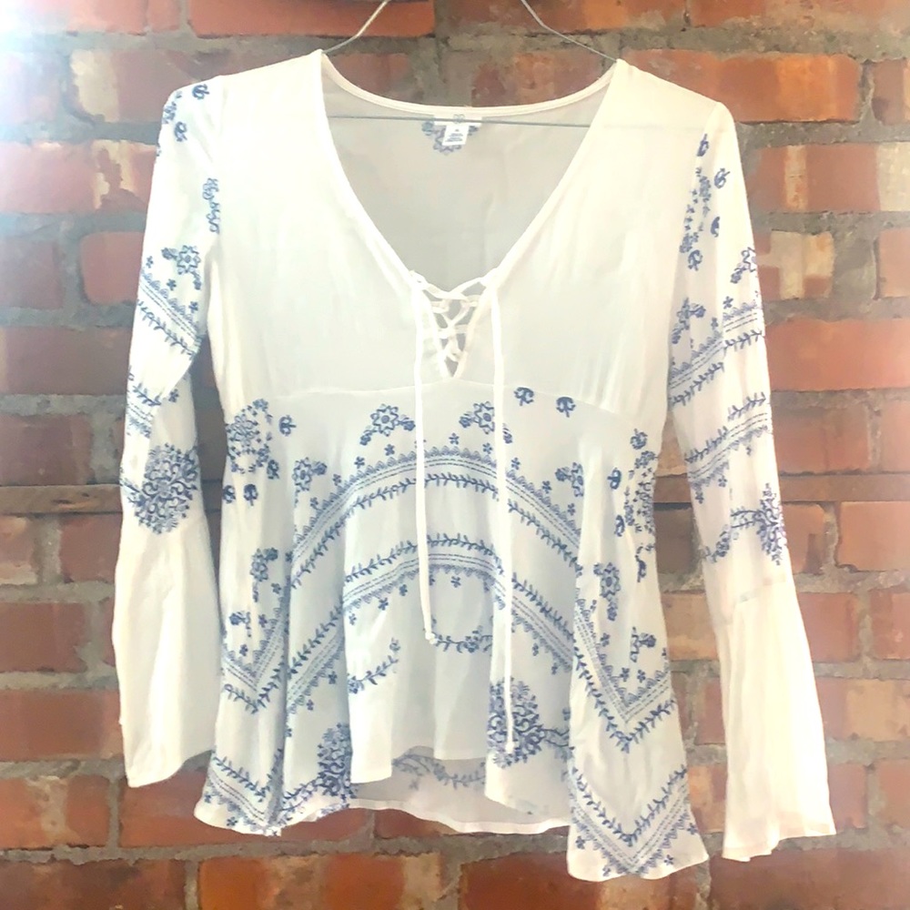 BP Nordstrom - White and blue bohemian style with bell sleeves - XS
